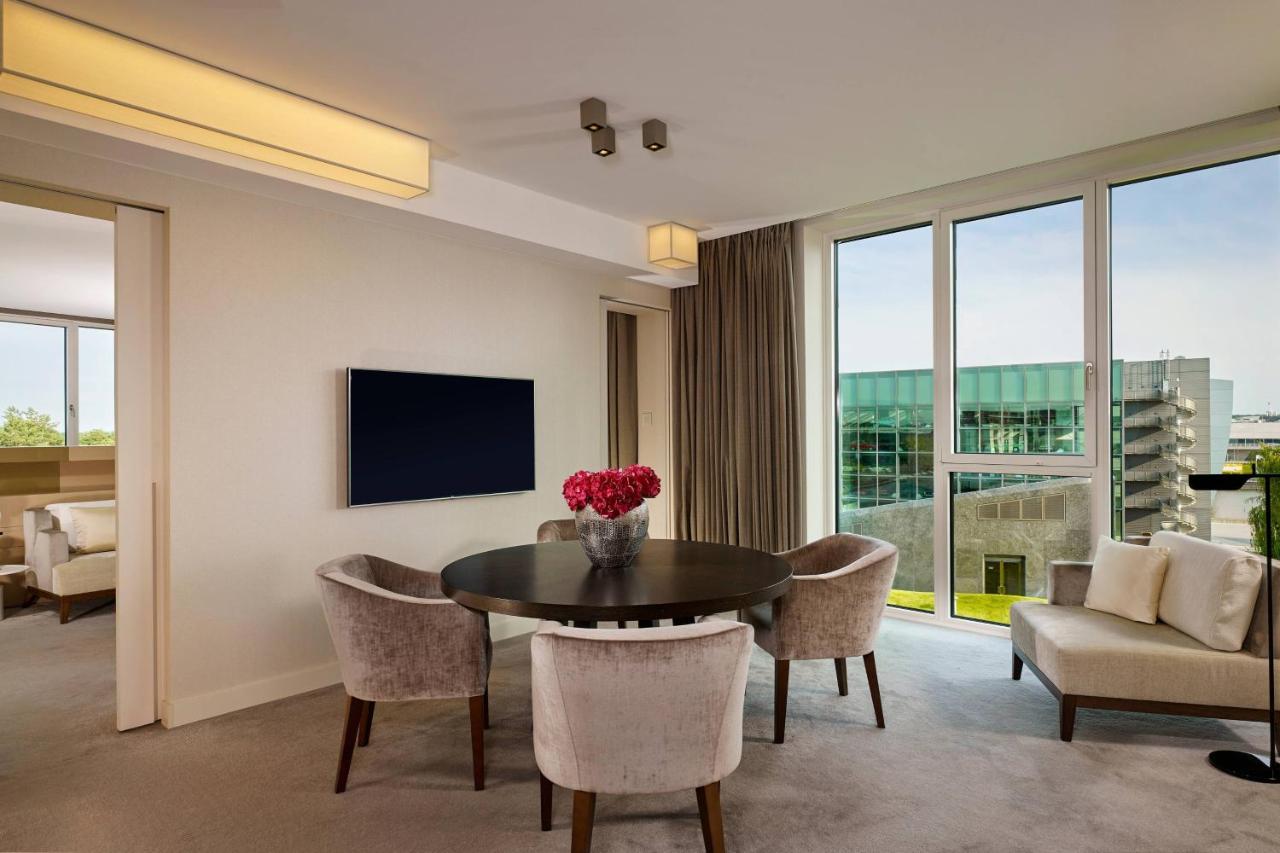 The Ritz-Carlton, Wolfsburg Hotel Exterior photo