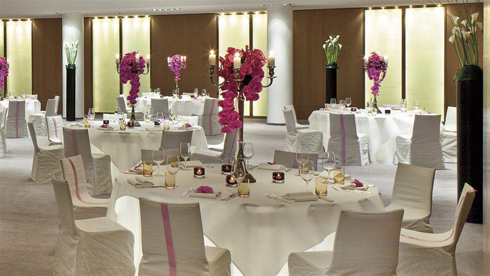 The Ritz-Carlton, Wolfsburg Hotel Exterior photo